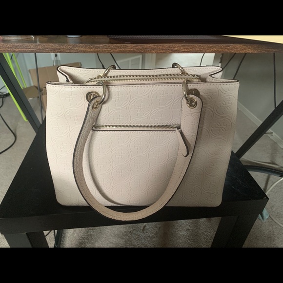 Pink GUESS Kamryn tote w/ coin purse - Picture 2 of 3